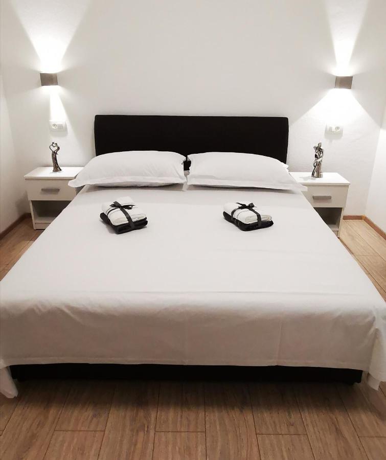 Cozy Comfortable Flat - Beautifull Panoramic View Makarska Esterno foto